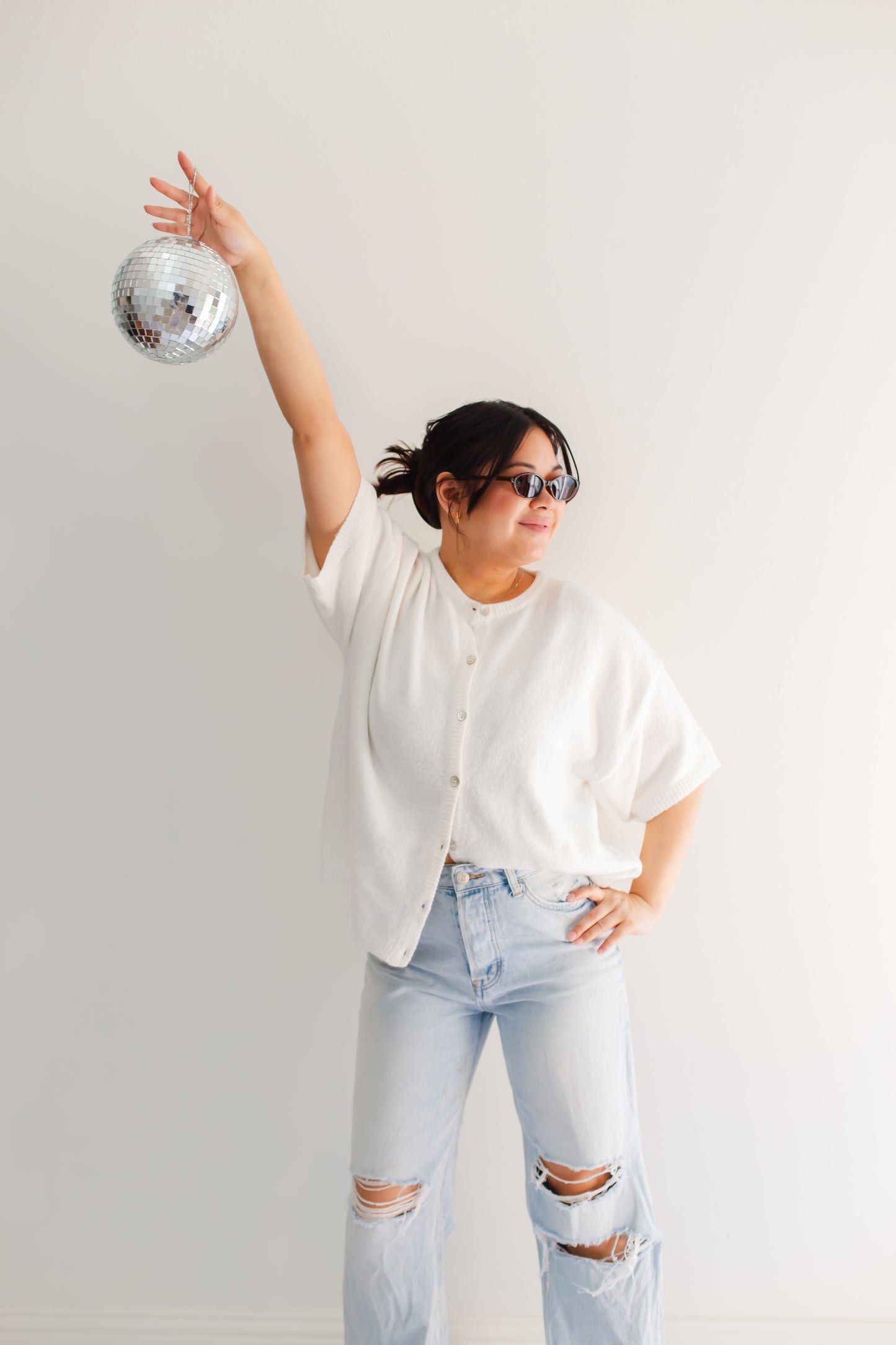 White Short Sleeve Crew Neck Sweater Cardigan
