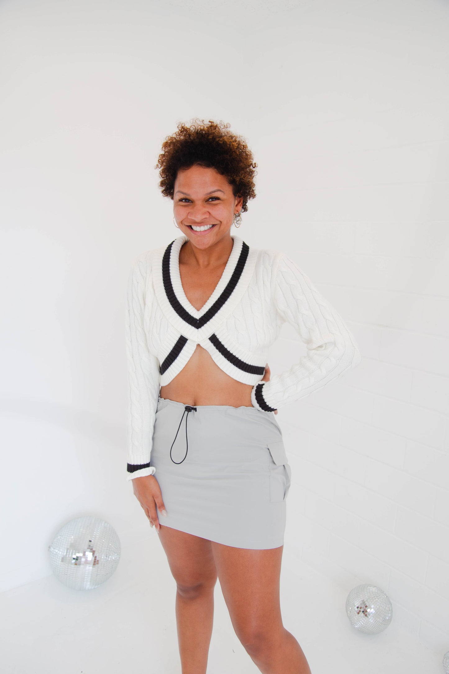Ivory & Black Contrast Knit Sweater