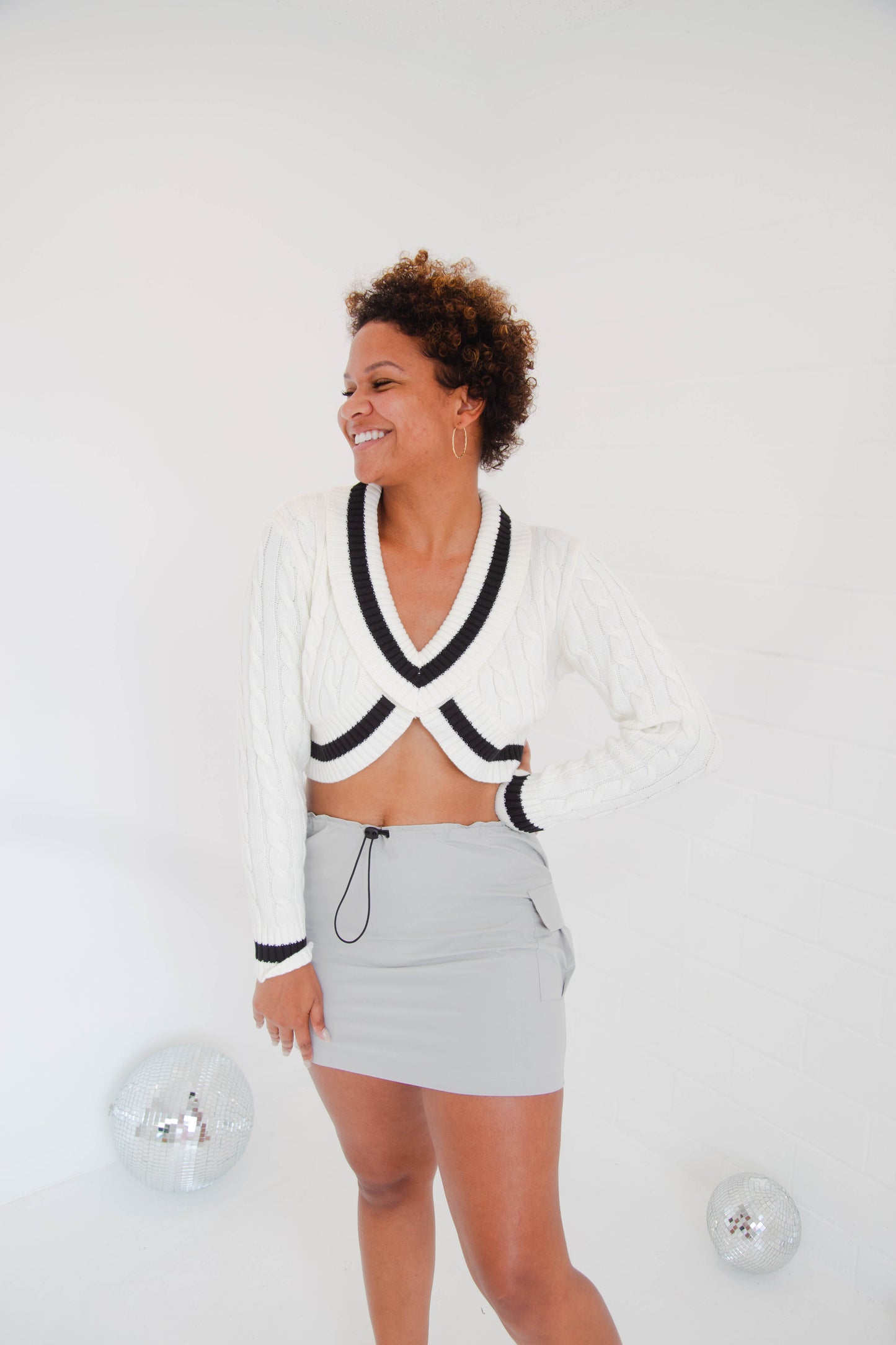 Ivory & Black Contrast Knit Sweater