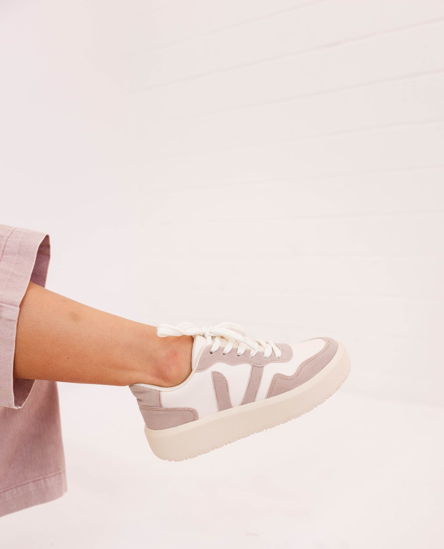 Ivy Taupe Sneaks