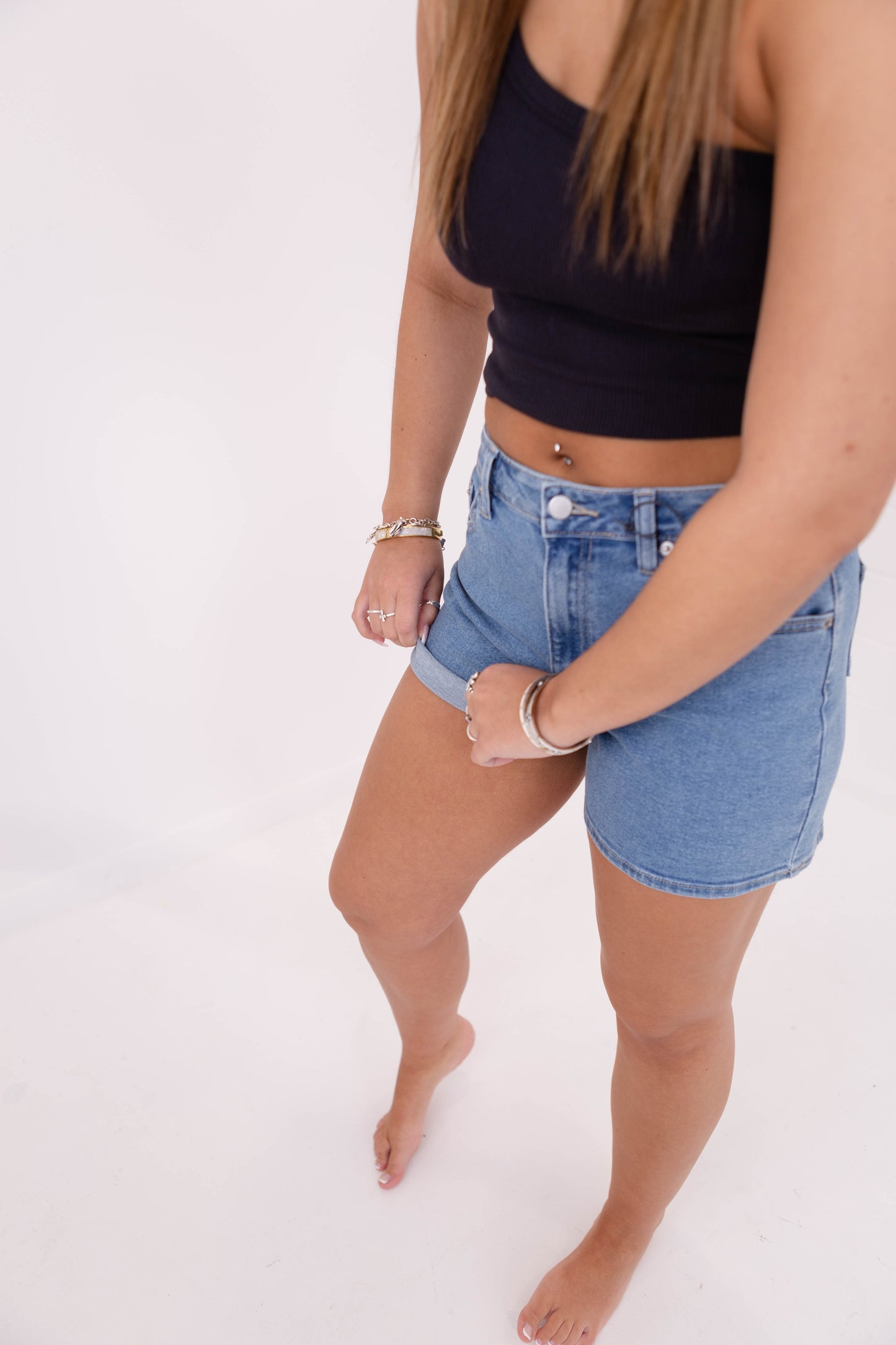 Mom Short Medium Wash