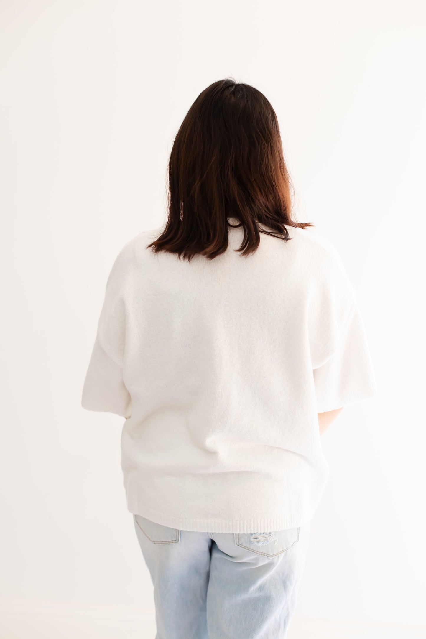 White Short Sleeve Crew Neck Sweater Cardigan