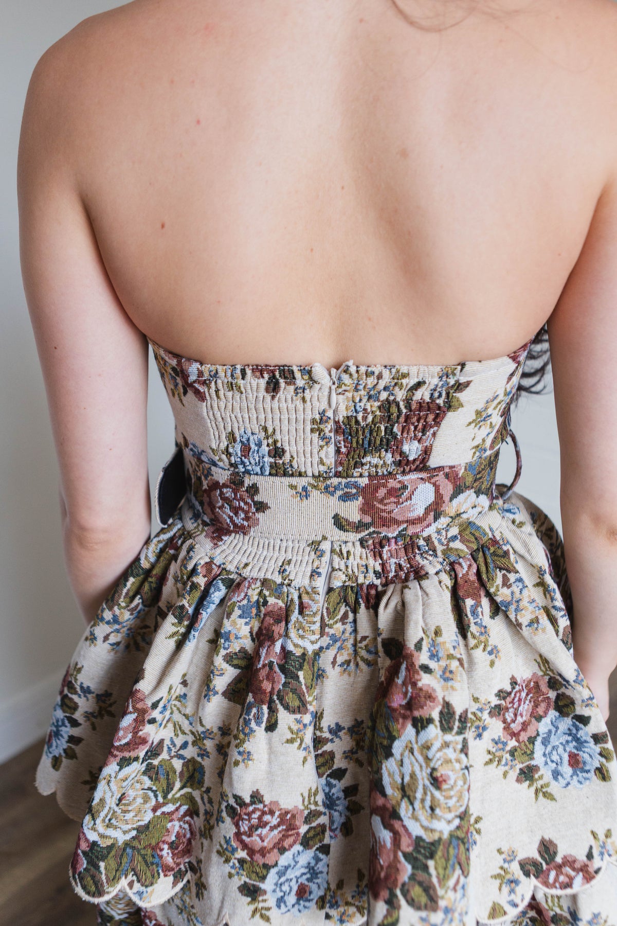 Vintage Floral Jacquard Scallop Hem Strapless Midi Dress