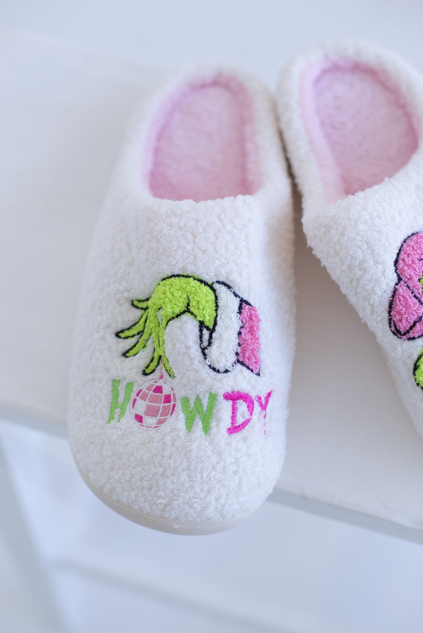 Howdy Grinch Slippers