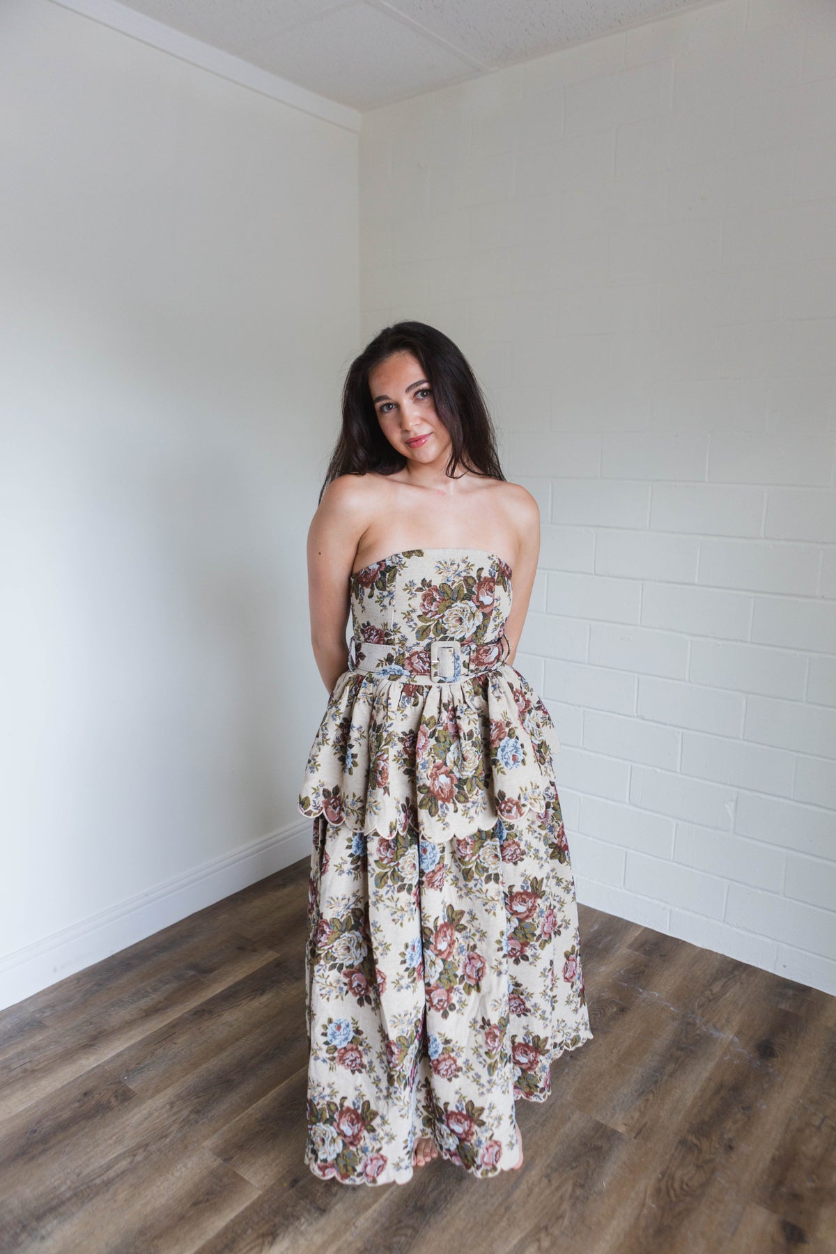 Vintage Floral Jacquard Scallop Hem Strapless Midi Dress