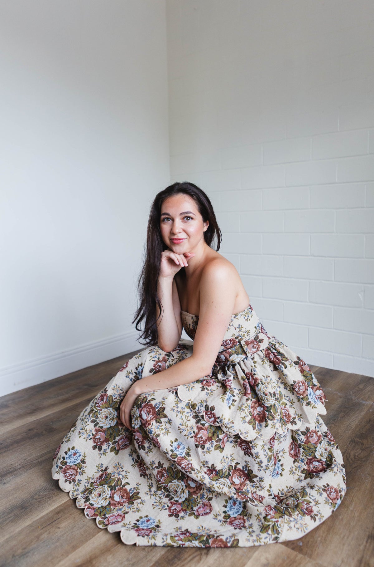 Vintage Floral Jacquard Scallop Hem Strapless Midi Dress