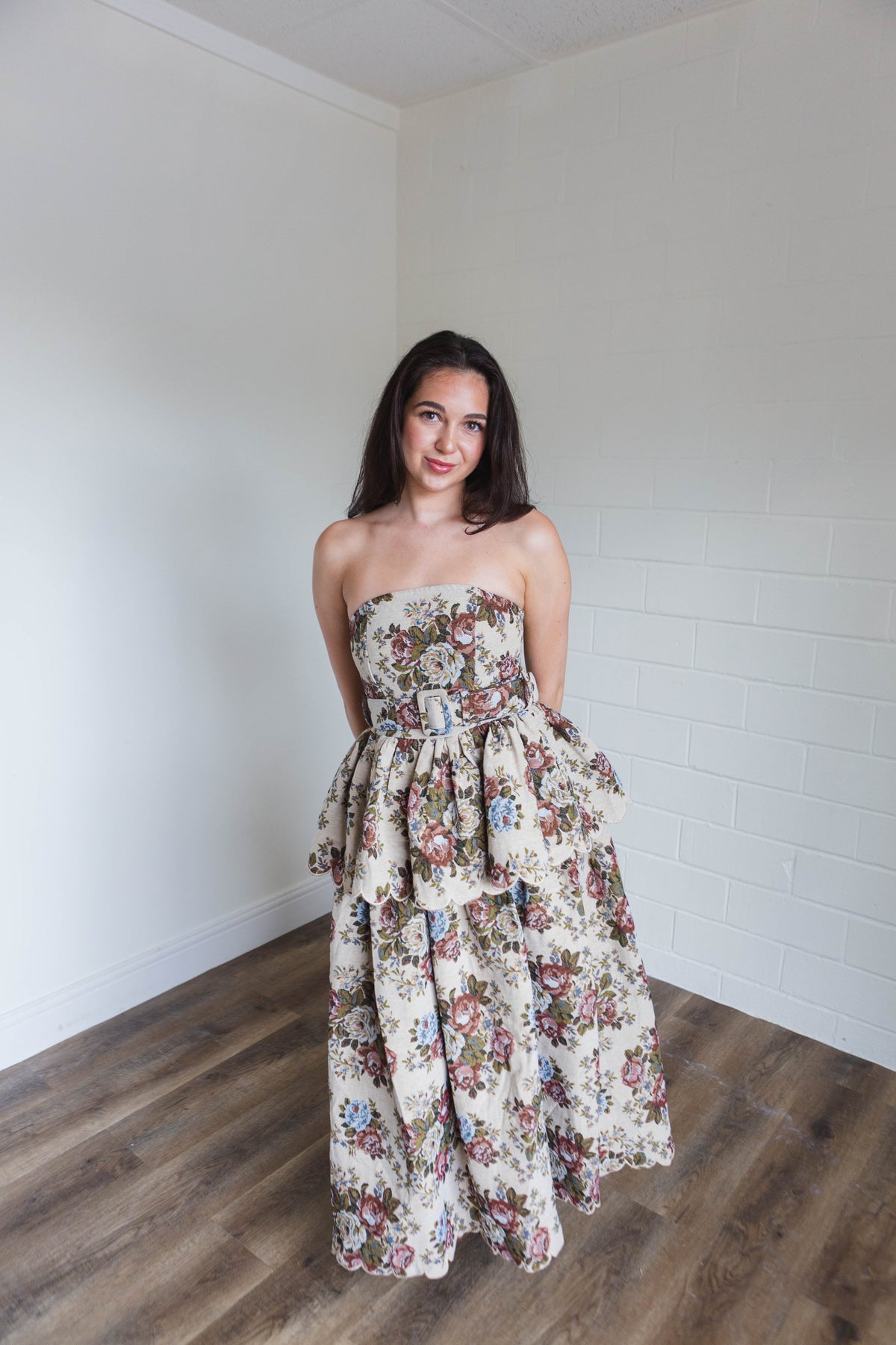Vintage Floral Jacquard Scallop Hem Strapless Midi Dress