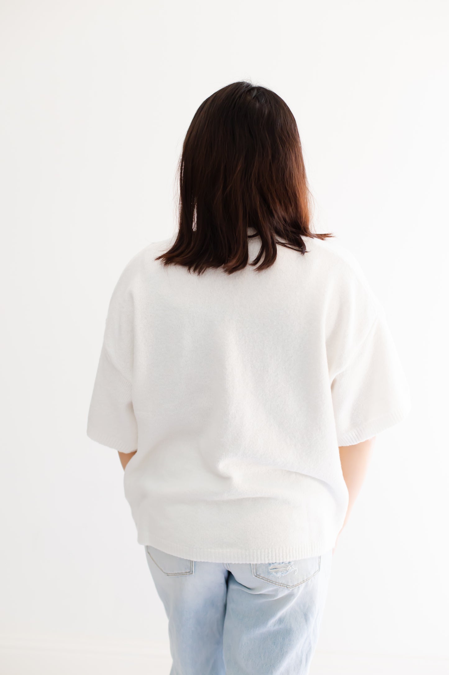 White Short Sleeve Crew Neck Sweater Cardigan