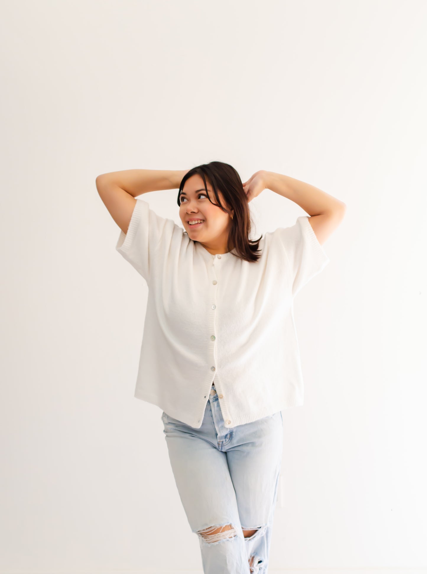 White Short Sleeve Crew Neck Sweater Cardigan