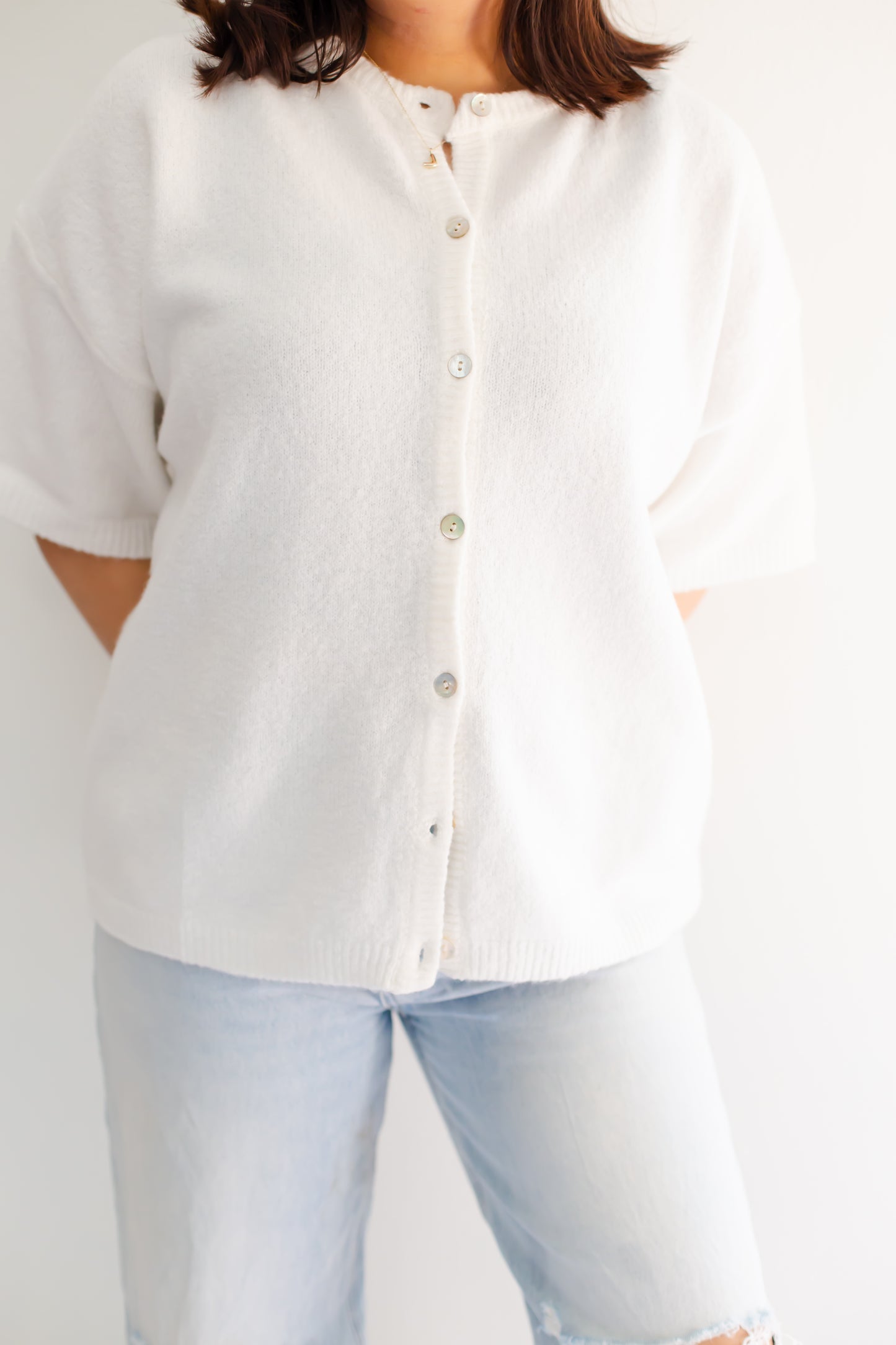 White Short Sleeve Crew Neck Sweater Cardigan