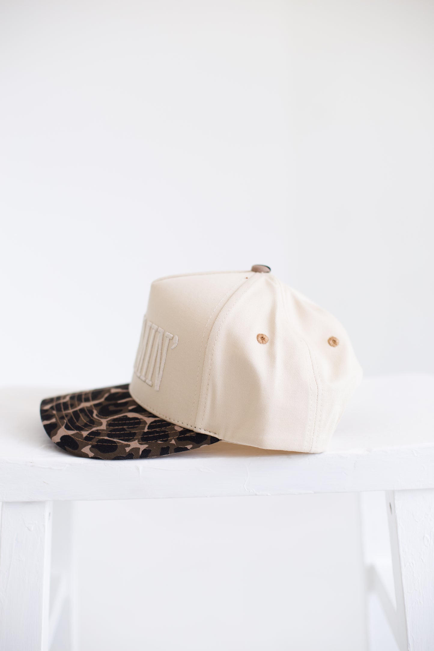 Mommin Cheetah Ball Cap