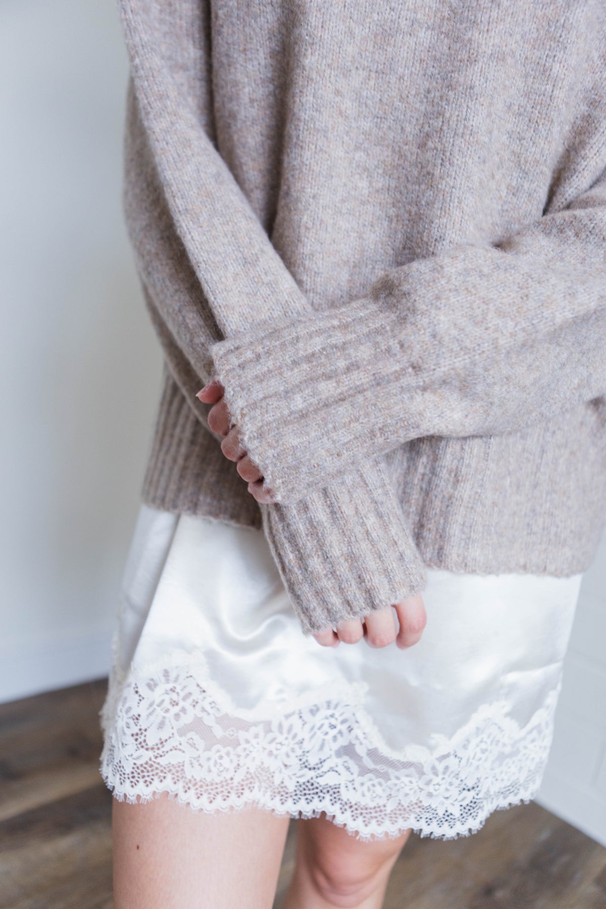 Mocha Rib Band Pullover Top