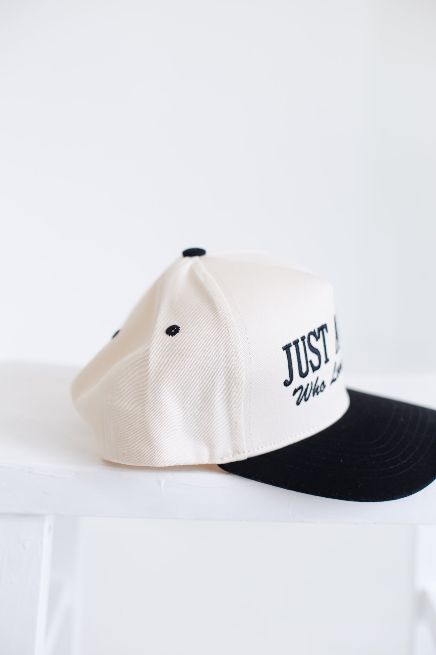 Girl Who Love Jesus Ball Cap