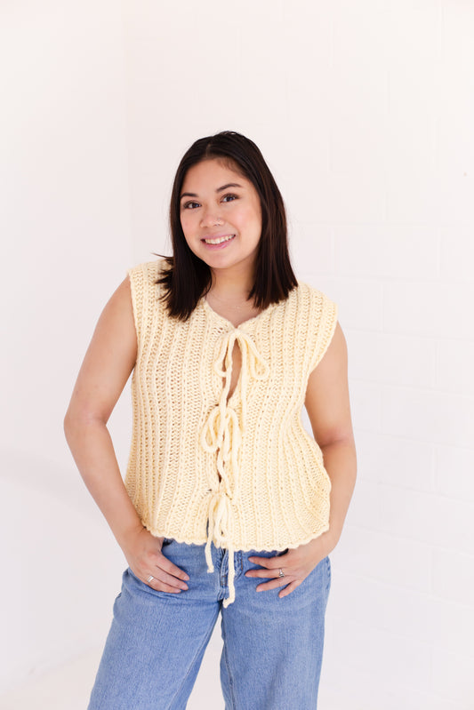 Yellow Round Neck Front Tie Chunky Sweater Vest