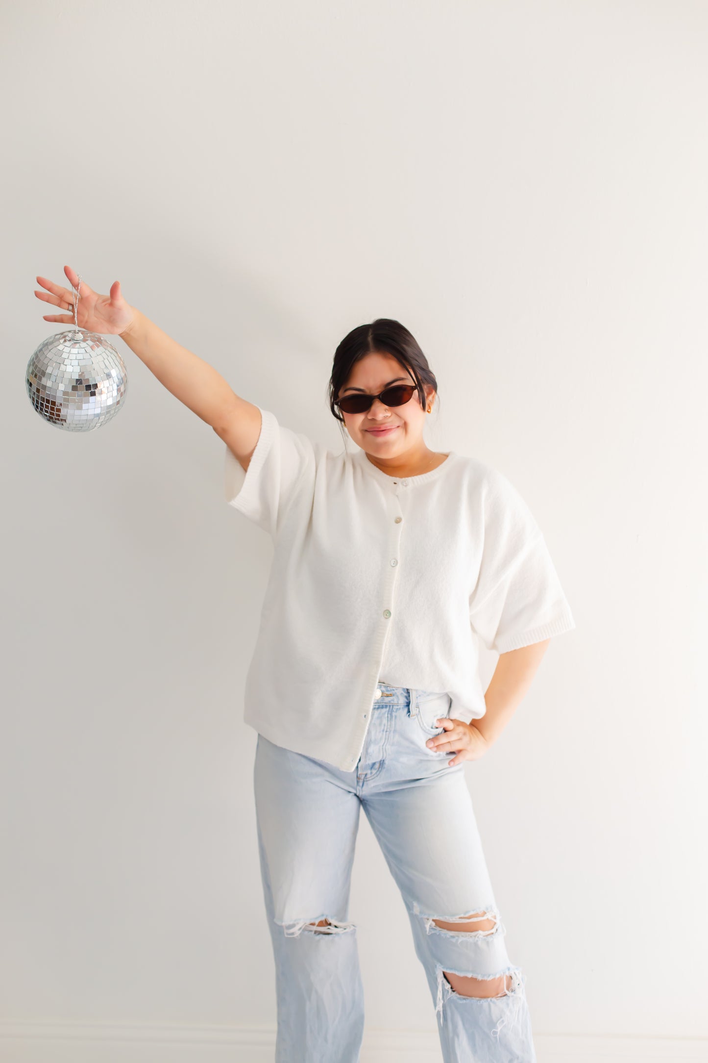 White Short Sleeve Crew Neck Sweater Cardigan