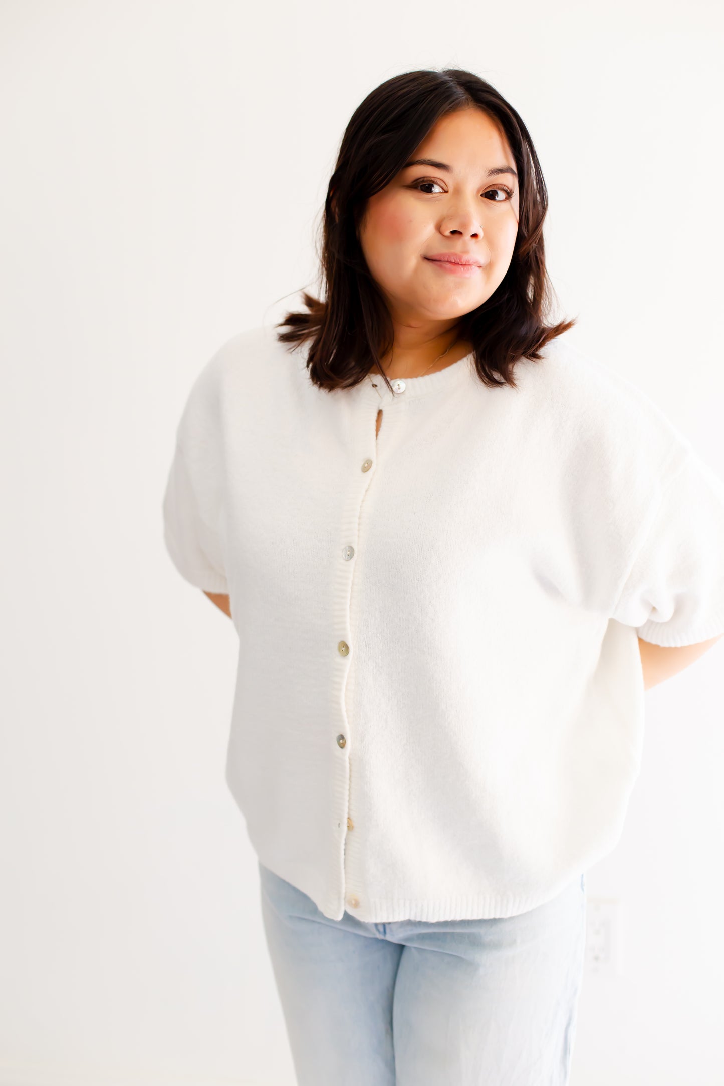 White Short Sleeve Crew Neck Sweater Cardigan